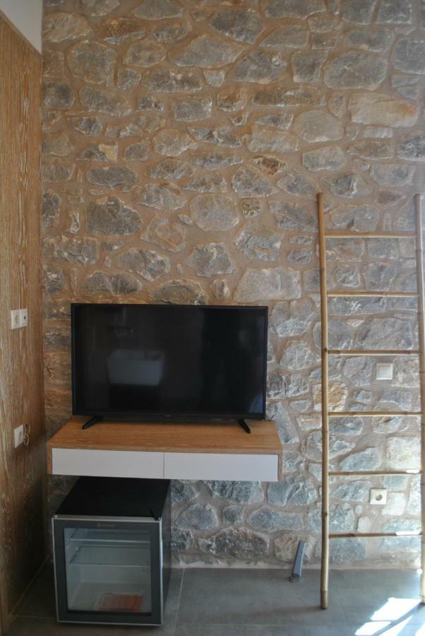 Petras Gi - Stone Houses Stoupa Exterior photo